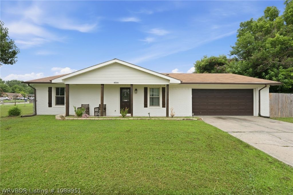 8500 S 35th Terrace, Fort Smith, AR 72908