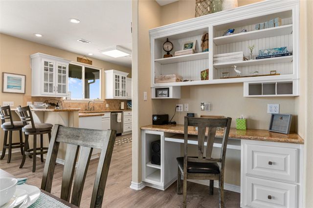 200 Mobile, Crystal Beach, TX 77650