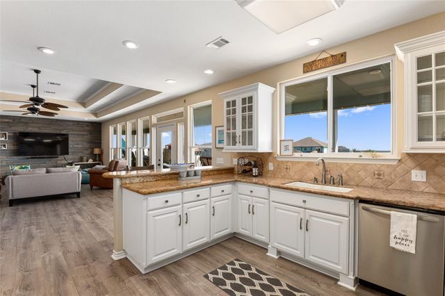 200 Mobile, Crystal Beach, TX 77650