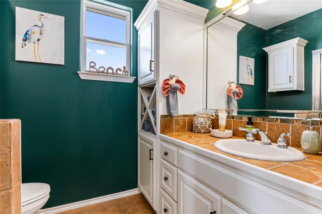 200 Mobile, Crystal Beach, TX 77650