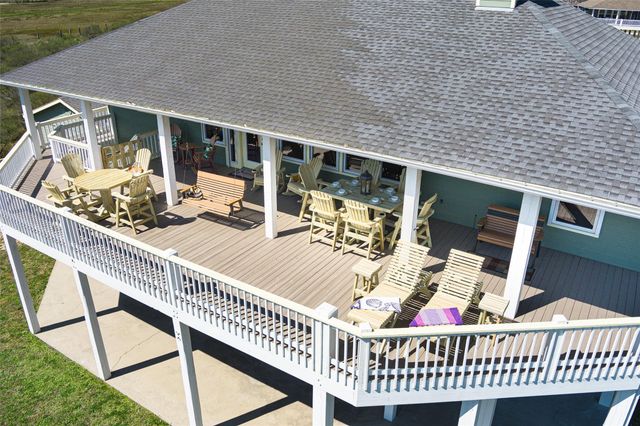 200 Mobile, Crystal Beach, TX 77650