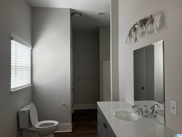 8321 DIVISION AVENUE, Birmingham, AL 35206