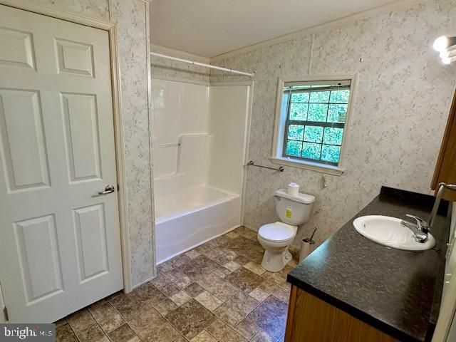 41 SPRING RD, Boyertown, PA 19512