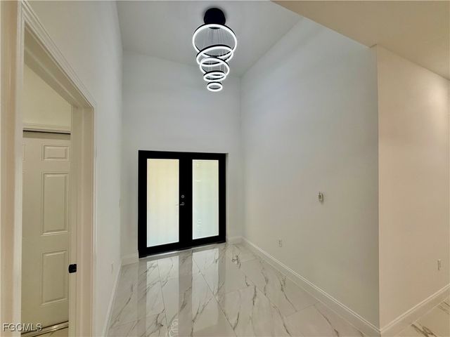 684 Kingsbury ST E, Lehigh Acres, FL 33974