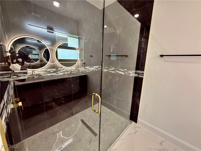 684 Kingsbury ST E, Lehigh Acres, FL 33974