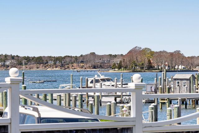30 Cockachoiset Lane, Osterville, MA 02655