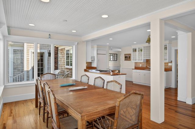 30 Cockachoiset Lane, Osterville, MA 02655