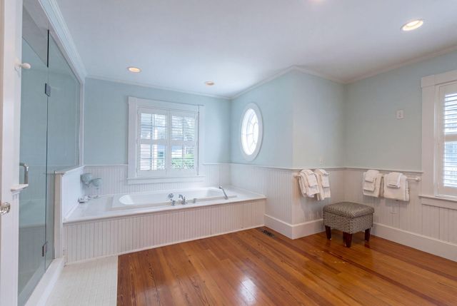 30 Cockachoiset Lane, Osterville, MA 02655