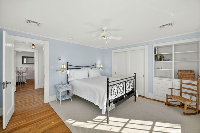 30 Cockachoiset Lane, Osterville, MA 02655