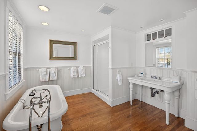 30 Cockachoiset Lane, Osterville, MA 02655