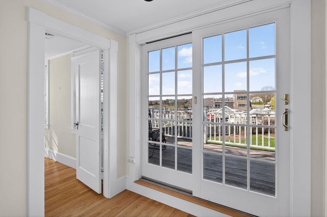 30 Cockachoiset Lane, Osterville, MA 02655