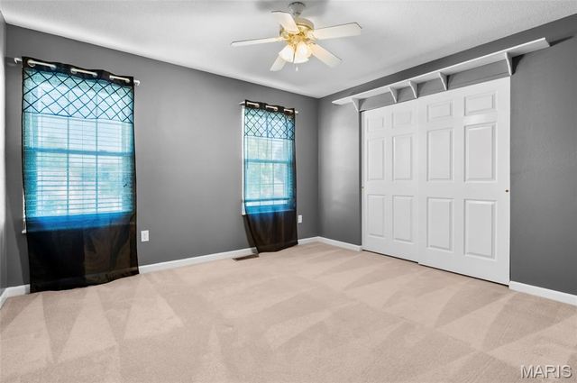 208 Fairington Drive, Troy, IL 62294