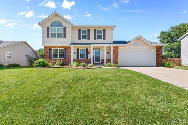 208 Fairington Drive, Troy, IL 62294