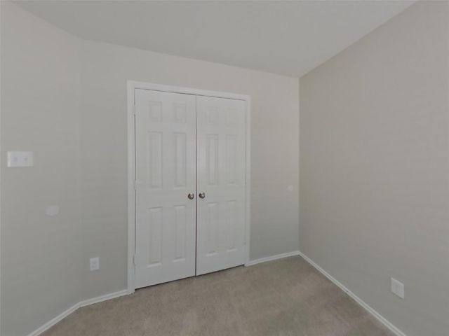 347 Foster LN, Jarrell, TX 76537