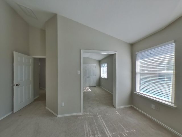 347 Foster LN, Jarrell, TX 76537