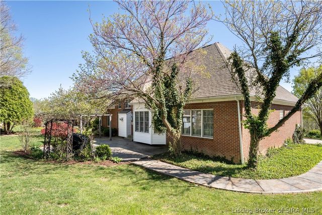 3558 Lafayette Parkway, Floyds Knobs, IN 47119