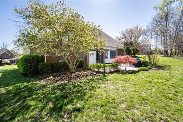 3558 Lafayette Parkway, Floyds Knobs, IN 47119