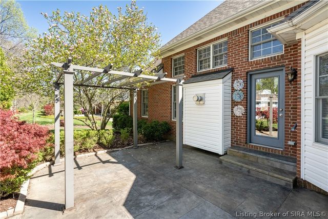 3558 Lafayette Parkway, Floyds Knobs, IN 47119