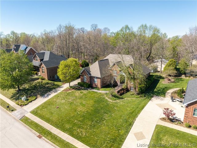 3558 Lafayette Parkway, Floyds Knobs, IN 47119