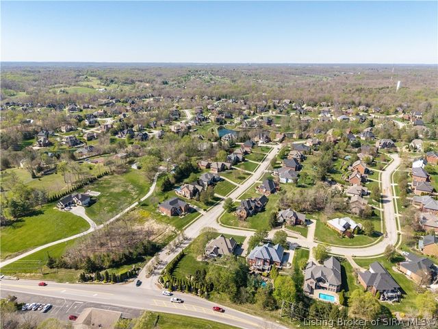 3558 Lafayette Parkway, Floyds Knobs, IN 47119