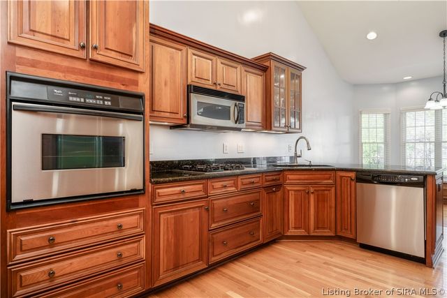 3558 Lafayette Parkway, Floyds Knobs, IN 47119