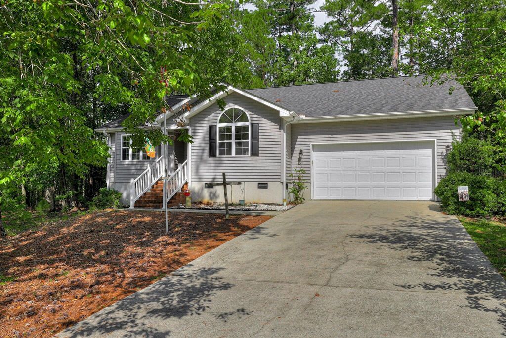 205 Candlewick Loop, Mccormick, SC 29835