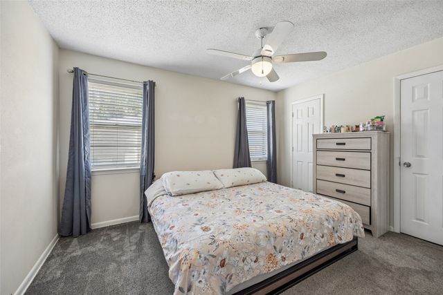 111 Dunn Street, Red Oak, TX 75154