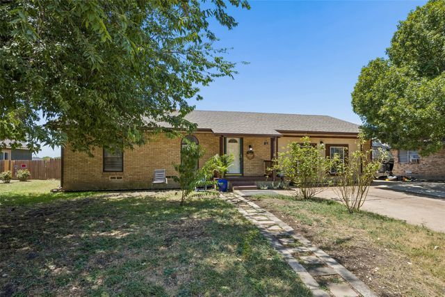 111 Dunn Street, Red Oak, TX 75154