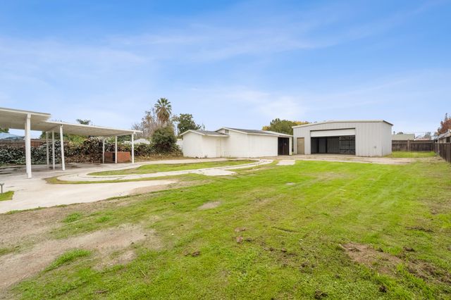 1659 Tyler Avenue, Porterville, CA 93257