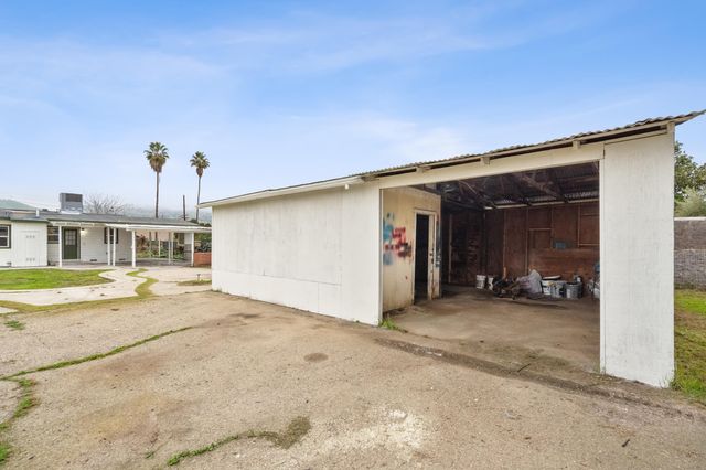 1659 Tyler Avenue, Porterville, CA 93257