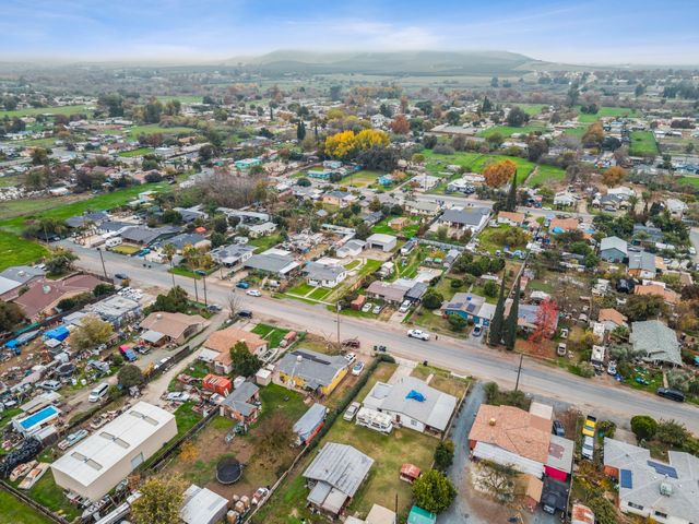 1659 Tyler Avenue, Porterville, CA 93257