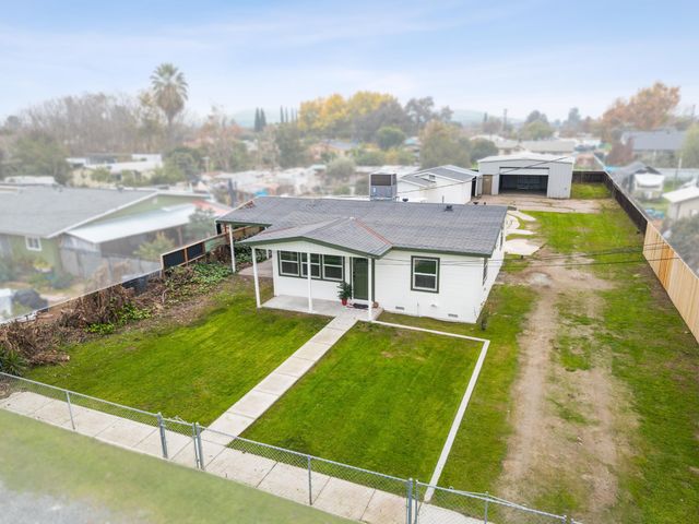 1659 Tyler Avenue, Porterville, CA 93257