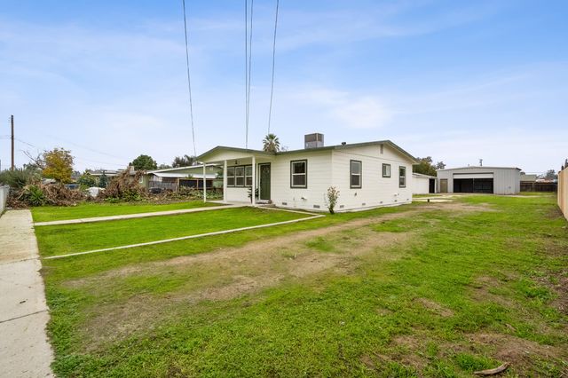 1659 Tyler Avenue, Porterville, CA 93257