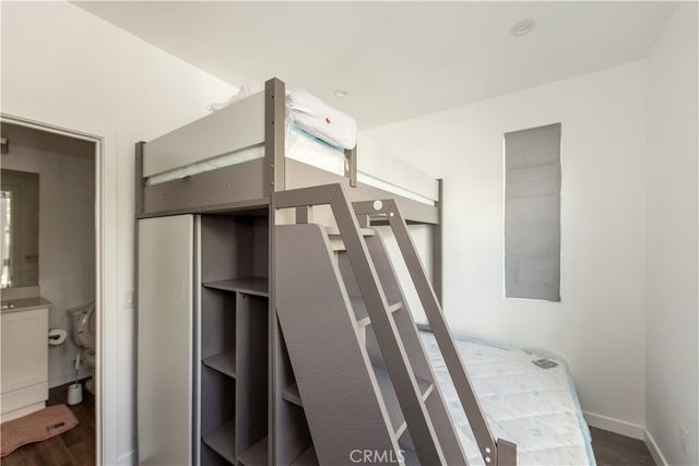 2208 Synergy, Irvine, CA 92614