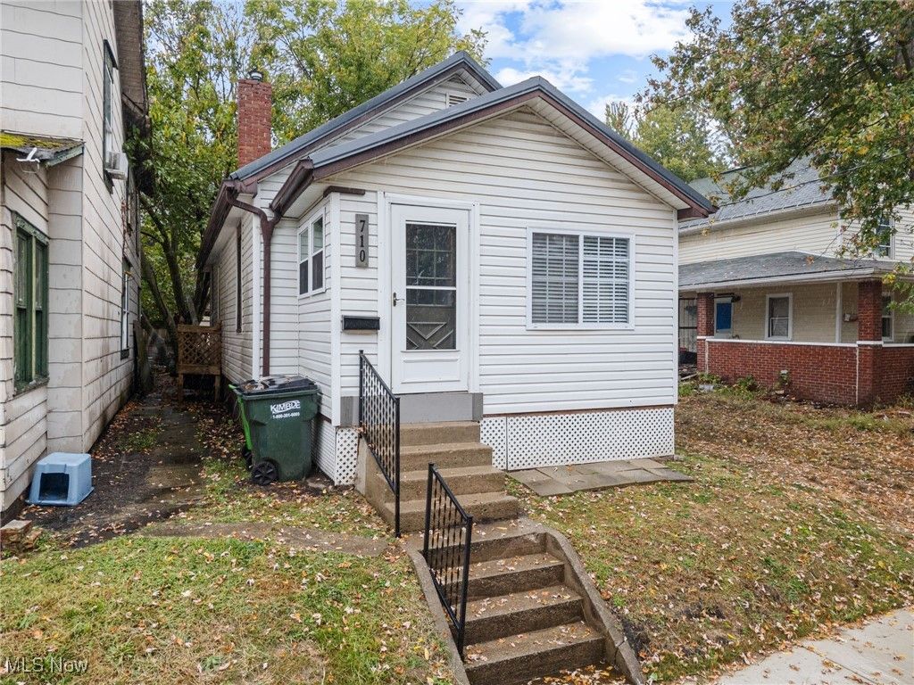 710 N Freedom Avenue, Alliance, OH 44601