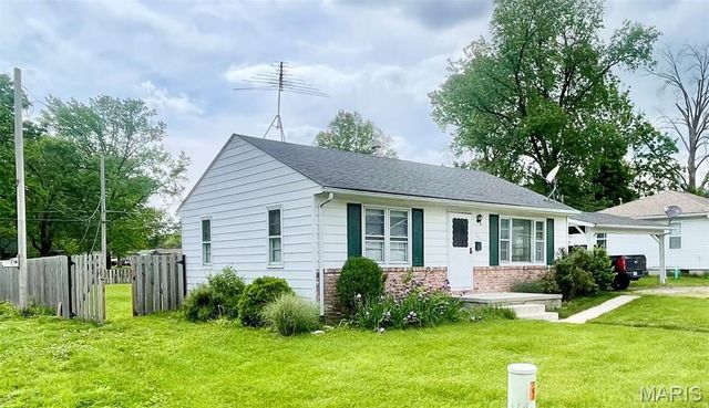 205 Kuhne Boulevard, Troy, MO 63379