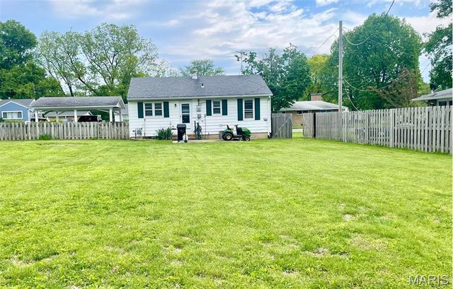 205 Kuhne Boulevard, Troy, MO 63379