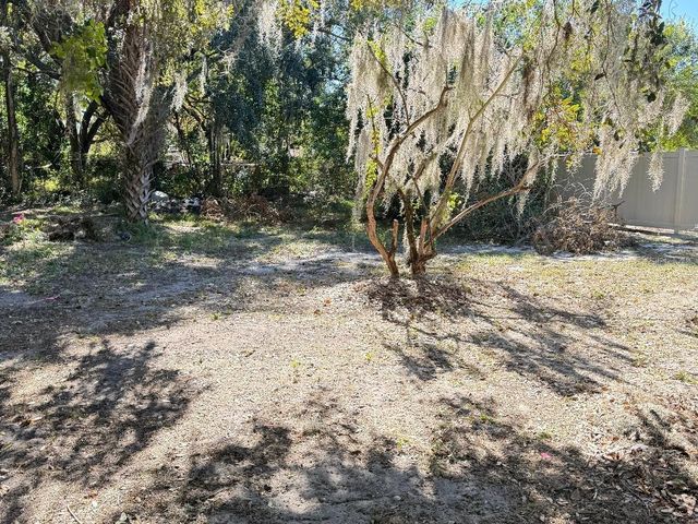 323 DORSETT AVENUE, Lake Wales, FL 33853