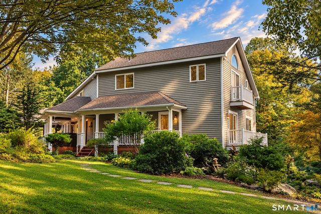 12 Loormann Lane, New Milford, CT 06755