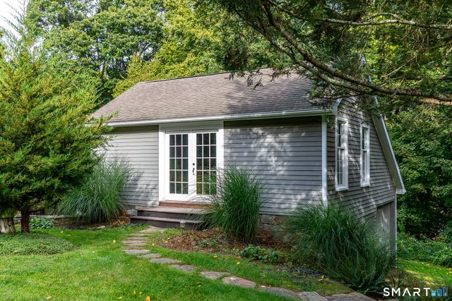 12 Loormann Lane, New Milford, CT 06755