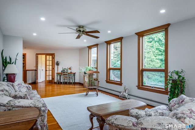 12 Loormann Lane, New Milford, CT 06755