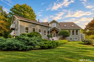 12 Loormann Lane, New Milford, CT 06755