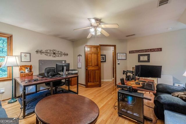 3734 Sandford Courts SW, Lilburn, GA 30047