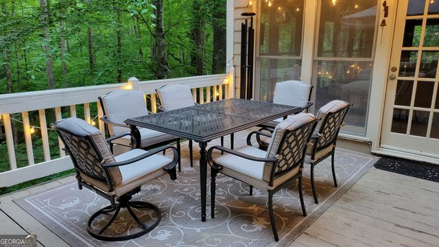 3734 Sandford Courts SW, Lilburn, GA 30047
