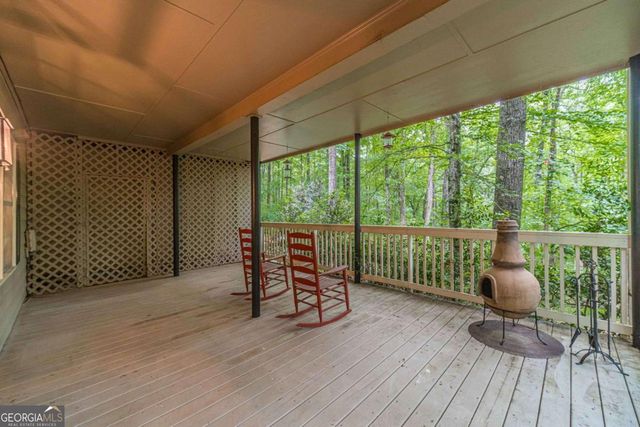3734 Sandford Courts SW, Lilburn, GA 30047