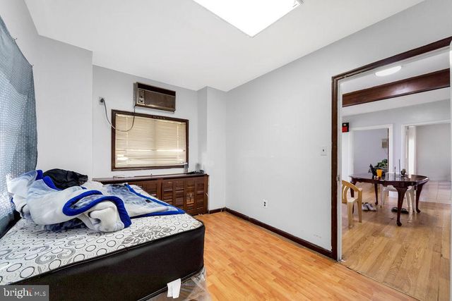 27 GLENDALE RD, Upper Darby, PA 19082