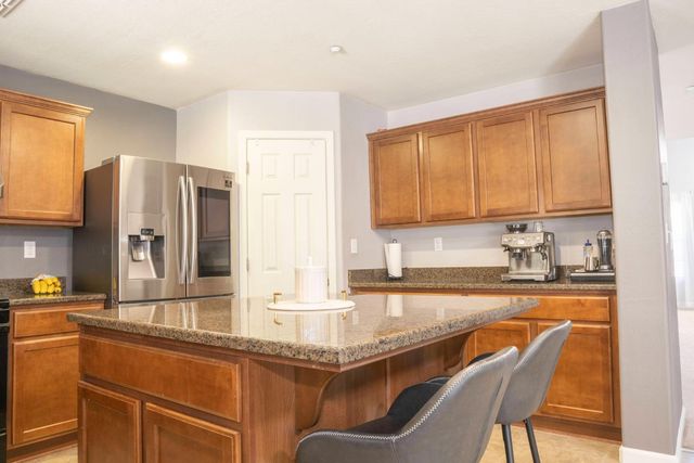 5837 E Platt Avenue, Fresno, CA 93727
