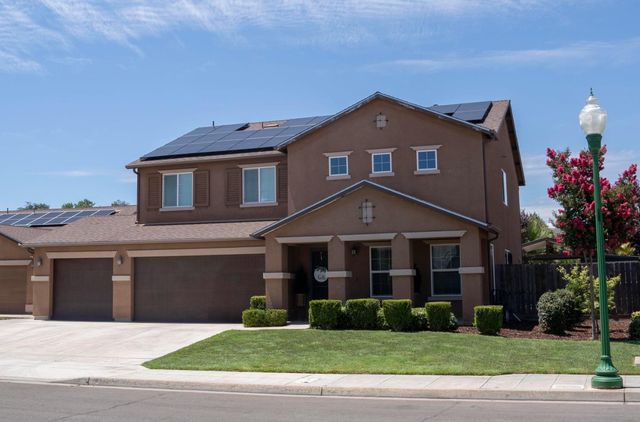 5837 E Platt Avenue, Fresno, CA 93727