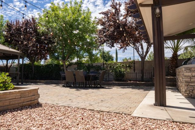 5837 E Platt Avenue, Fresno, CA 93727