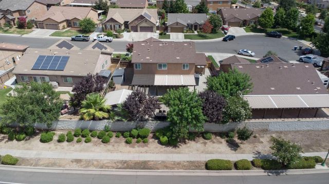 5837 E Platt Avenue, Fresno, CA 93727